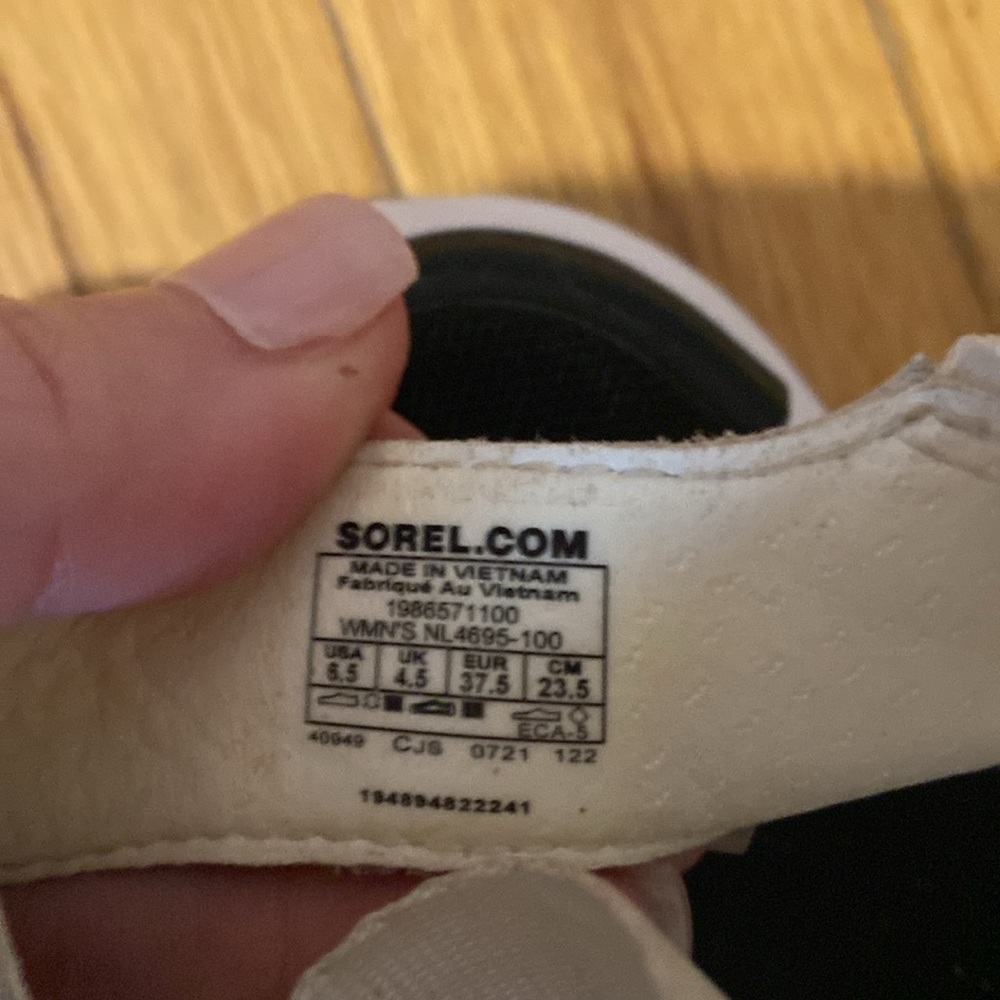 Sorel Kinetic Sandals. Sz. 6.5. 37.5. 23.5cm - Picture 6 of 7